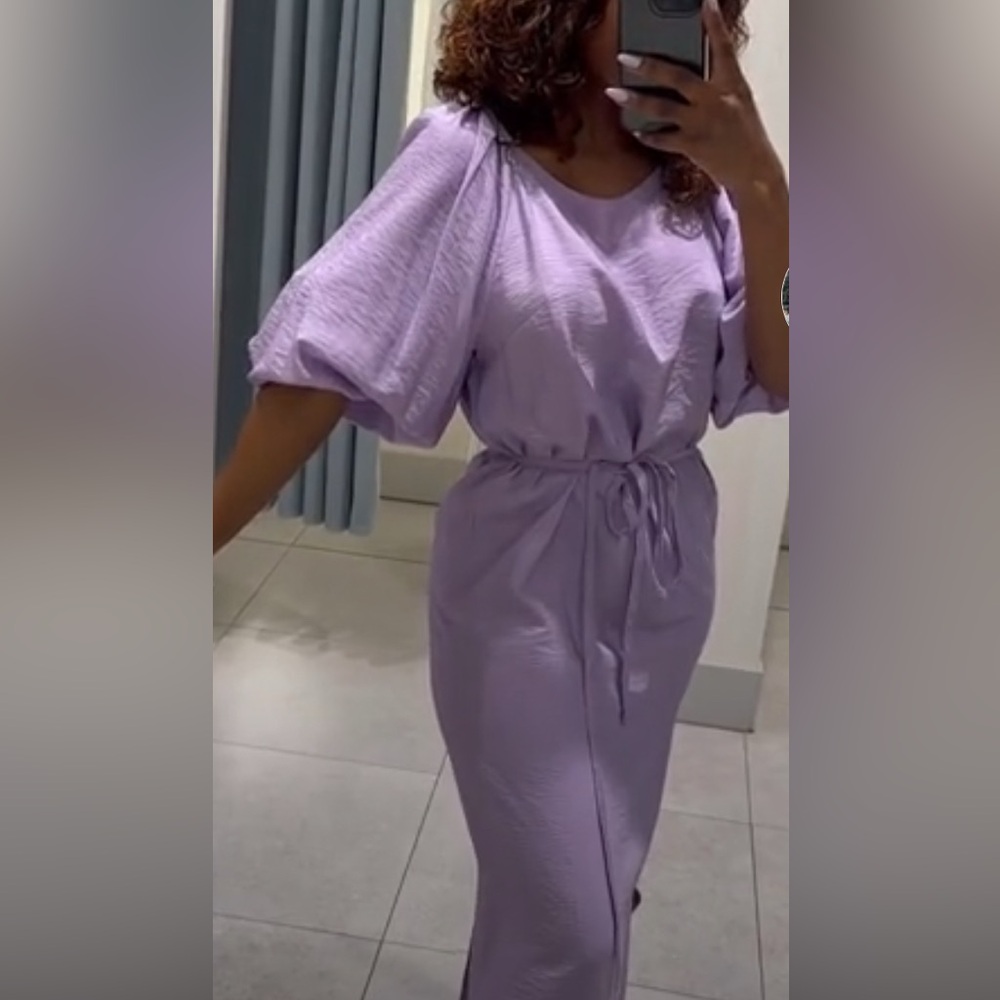 Nwt. H&M balloon sleeve dress